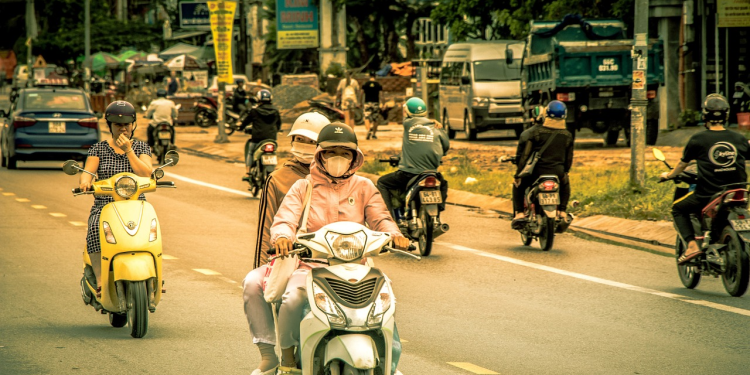 Effortless Travel: Navigating Public Transportation in Vietnam