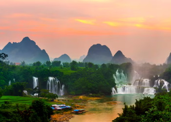 Essential Vietnamese Manners for Travelers