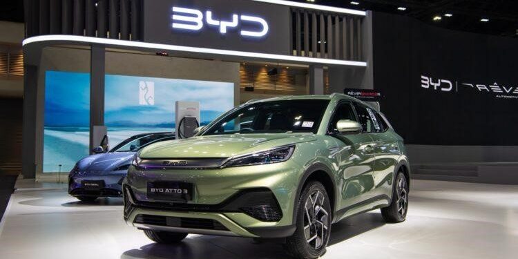 BYD Đối Mặt Với Thách Thức Khi Mở Rộng Thị Trường Xe Điện Tại Việt Nam