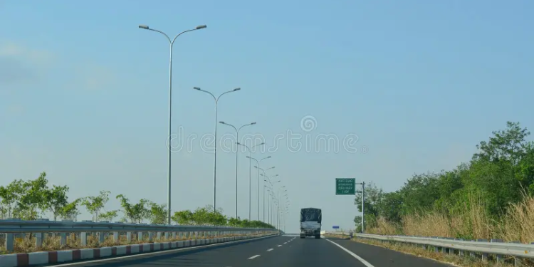 Surviving National Highway 1A: Essential Night Driving Safety in Vietnam